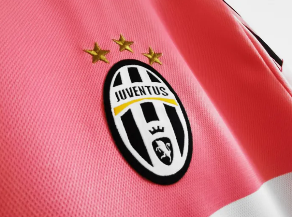 Juventus Away Retro Jersey 2015/16