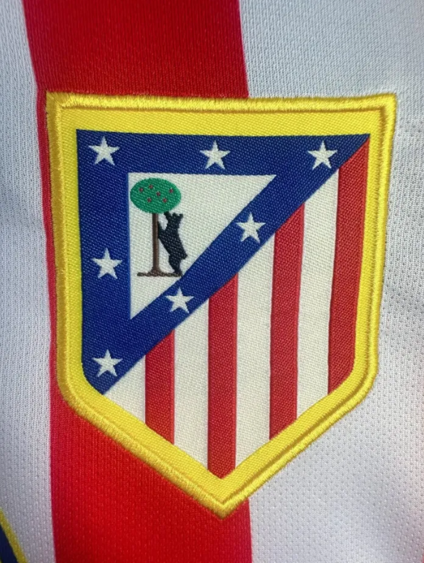 Atletico Madrid Home Long Sleeve Retro Jersey 2004/05