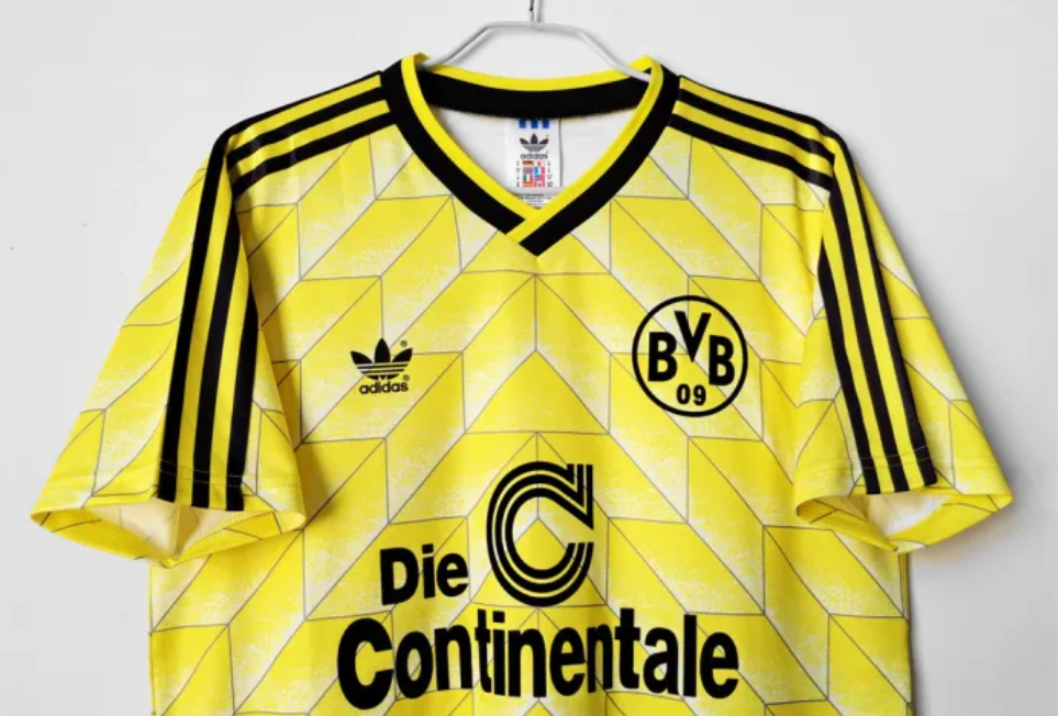 Borussia Dortmund Home Retro Jersey 1988.