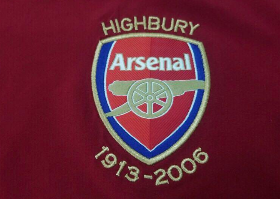 Arsenal Home Retro Jersey 05/06