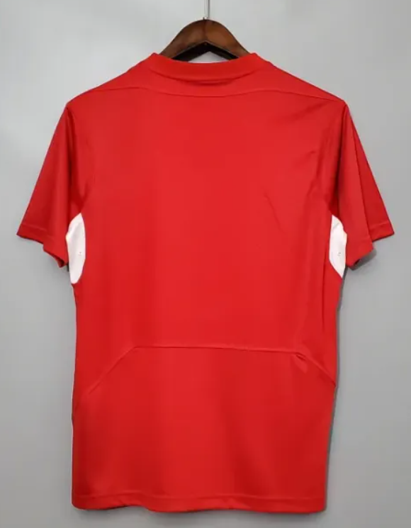 Liverpool Home Retro Jersey 04/05
